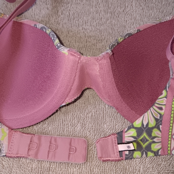 Victoria's Secret Paisley Lined Demi Bra. 32B. - Picture 9 of 9